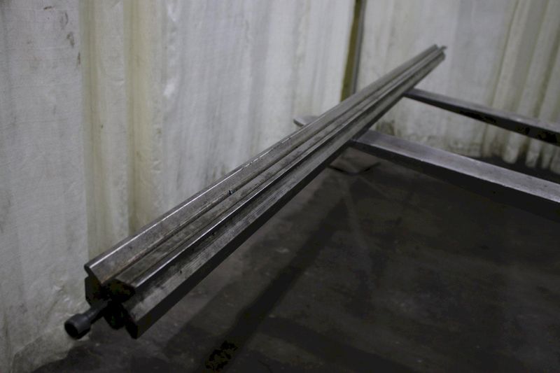 8' PACIFIC 6 WAY PRESS BRAKE DIE: STOCK #75242
