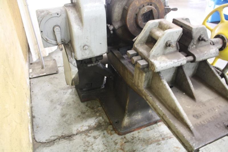 6' OSTER MODEL #326 PIPE& BOLT THREADER: STOCK 66520