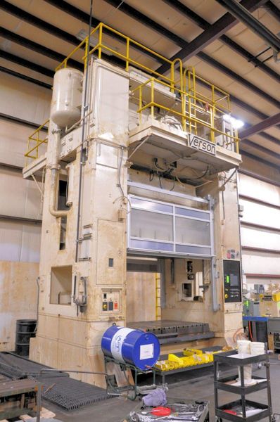 800 TON VERSON SE2-800-108-60T STRAIGHT SIDE MECHANICAL METAL STAMPING PRESS FOR SALE, PREVIOUSL