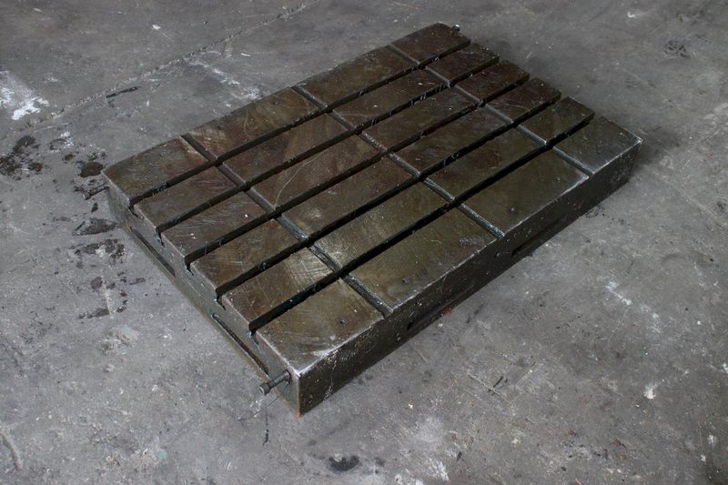 40" X 26" X 5-1/4 DEVLIEG T SLOTTED BOLSTER PLATE: STOCK #76529