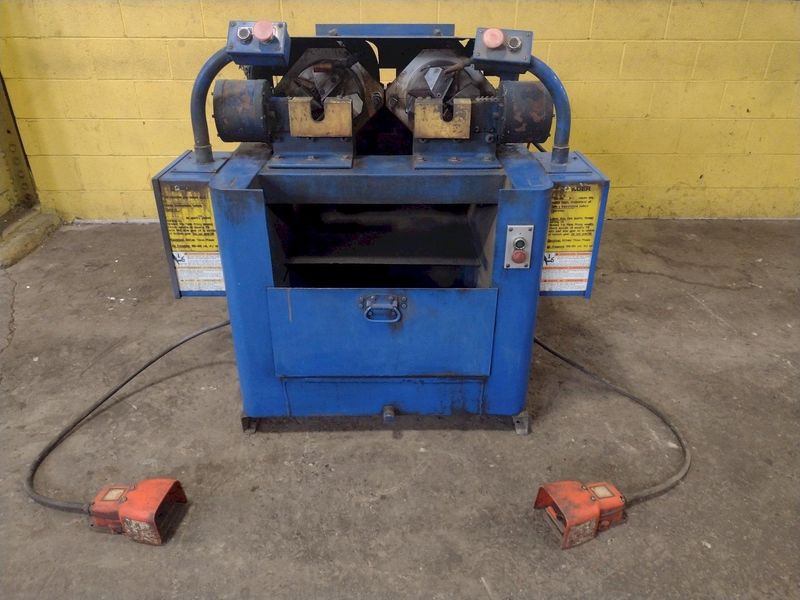1.25" (2) HEAD ASHLAND MODEL #100 PIPE THREADER WITH LANDIS LANCO #10T HEADS: STOCK #18211
