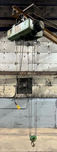 3000 LBS (1.5 TON) P&H MOTORIZED POWER CABLE HOIST: STOCK 18433