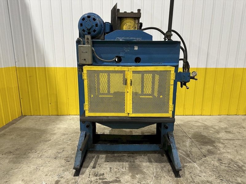 200 TON LAFAYETTE H-FRAME HYDRAULIC PRESS WITH ENERPAC  #RR20013 RAM CYLINDER : STOCK #22344