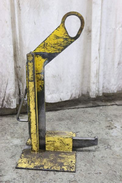 2 TON X 15" COIL C HOOK: STOCK #69918