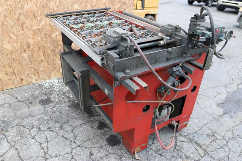 30" X .040 DALLAS EQUIPMENT AIR FEEDER  STOCK #68883