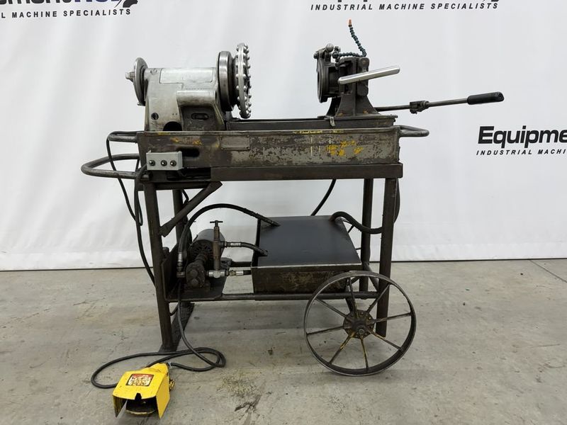 Ridgid 300 Power Drive Pipe Threading Machine w/ Oster Stand