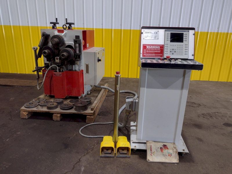 2-3/8" X 2-3/8" X 1/4" SIMASV HYDRAULIC ANGLE BENDING ROLL: STOCK #18847