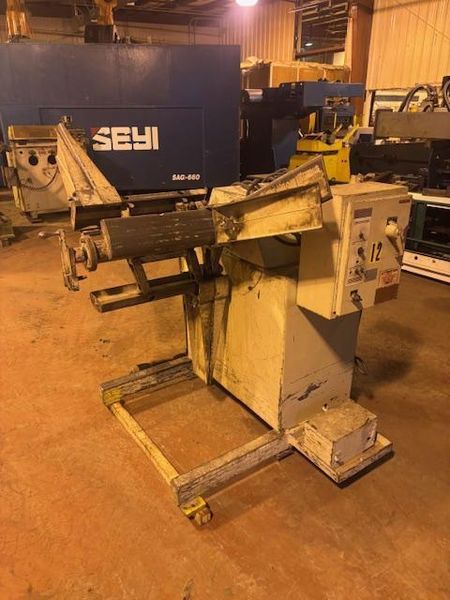 2500 LB X 18" FEEDLEASE MOTORIZED UNCOILERS