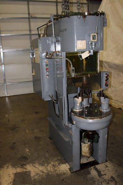 10 TON DENSON HYDRAULIC PRESS WITH 6 STATION ROTARY TABLE