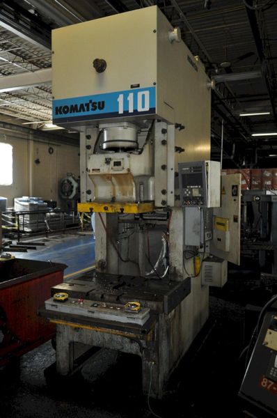 121 TON KOMATSU GAP FRAME PRESS