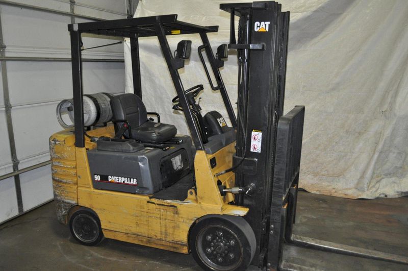 4700 LB Caterpillar LP Forklift