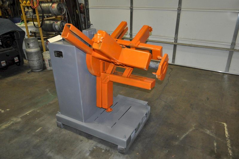 2500 LB X 18" Reels Inc Motorized Uncoiler