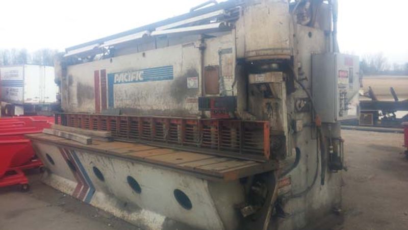 16' x 3/8" PACIFIC HYDRAULIC SHEAR