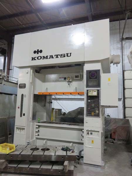 220 TON KOMATSU STRAIGHT SIDE DOUBLE CRANK PRESS