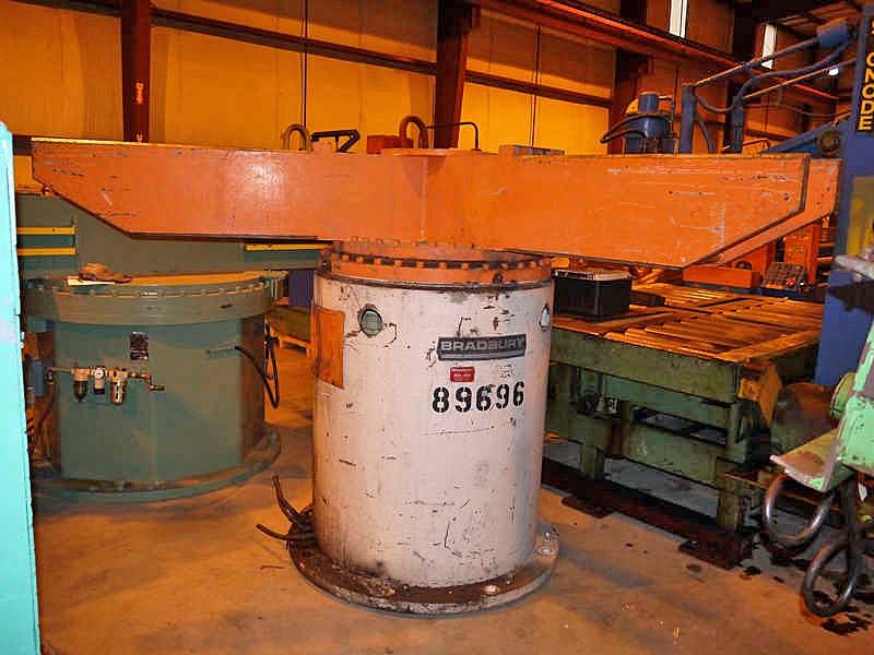30,000 LB x 48" BRADBURY 3 ARM TURNSTILE