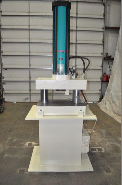 100 TON TOX - PRESSOTECHNIK AIR OVER HYDRAULIC PRESS