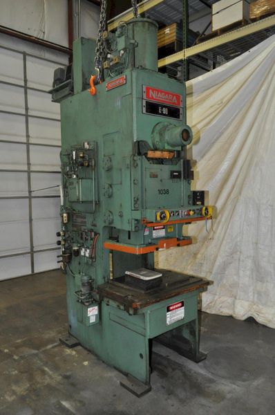 100 TON NIAGARA OBI PRESS 6" STROKE 39" X 25" BED AIR CLUTCH