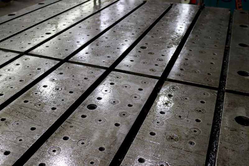 139' X 84' X 8' T-SLOTTED BOLSTER PLATE: STOCK #72892