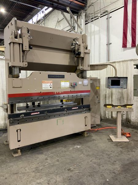 90 TON X 8' CINCINNATI MODEL 90AF-6 AUTOFORM HYDRAULIC BRAKE: STOCK #80233