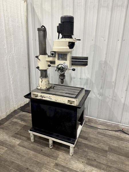 3' X 4-1/2" RONG FU RADIAL ARM DRILL: STOCK #78973
