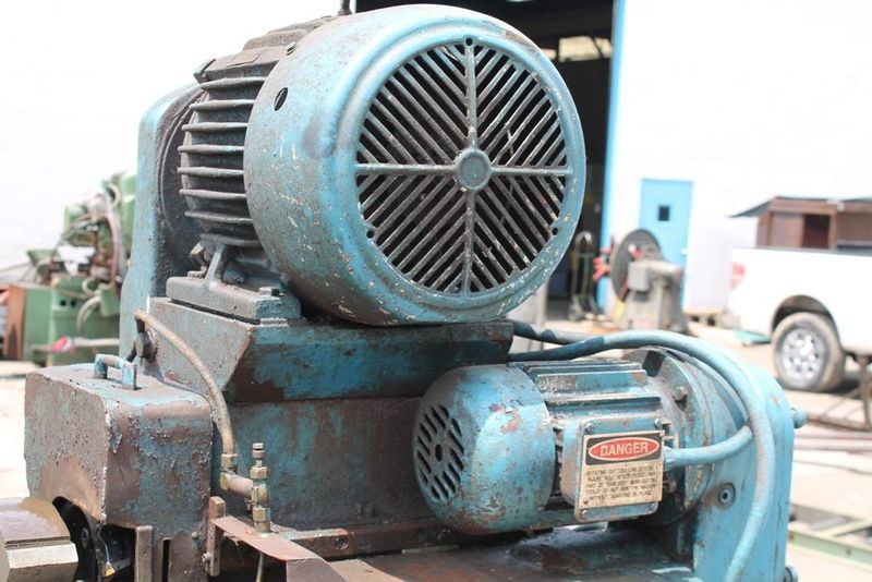 GIDDINGS & LEWIS TYP MCMILLING & FACING CENTERING MACHINE: STOCK #64192