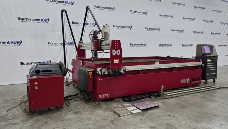 Maxiem 2030 6′ 7″ x 10′ CNC Waterjet
