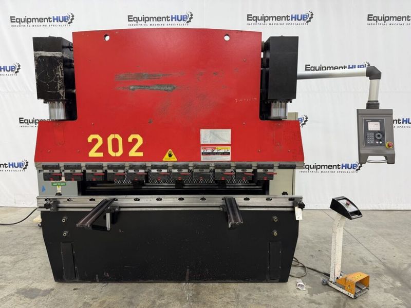 ADH WC67E-80T/2500 90 Ton x 98″ CNC Press Brake (2016)