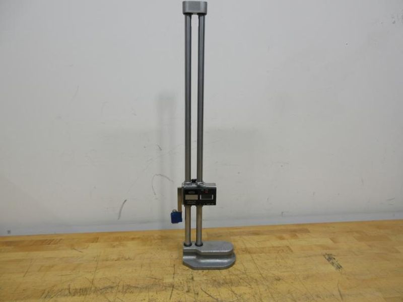 Shars Dual Column 24" Digital Height Stand- Auction Item