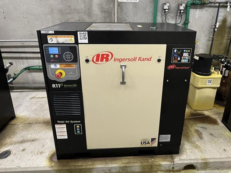 Ingersoll Rand R11n Nirvana VSD 15 HP Rotary Screw Air Compressor, Variable Speed, Total Air System with Refrigerant Air Dryer- Auction Item