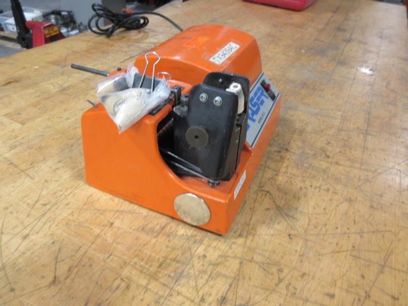 Eraser RT2 Magnet Wire and Cable Stripper- Auction Item
