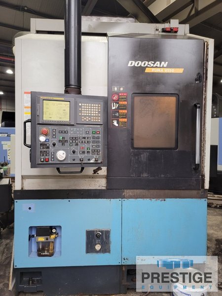 Doosan Puma V550, 28.7" Swing, 24" Chuck, 2,000 RPM, 50 HP, Fanuc 21iTB, #43158