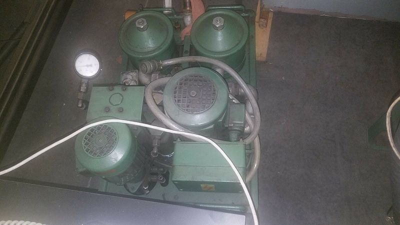 EQUIPPED WITH  ISOPULSE TYPE 25, SONY DRO, 220/3PH, LISTA CABINET & BASE Not under power 2nd owner