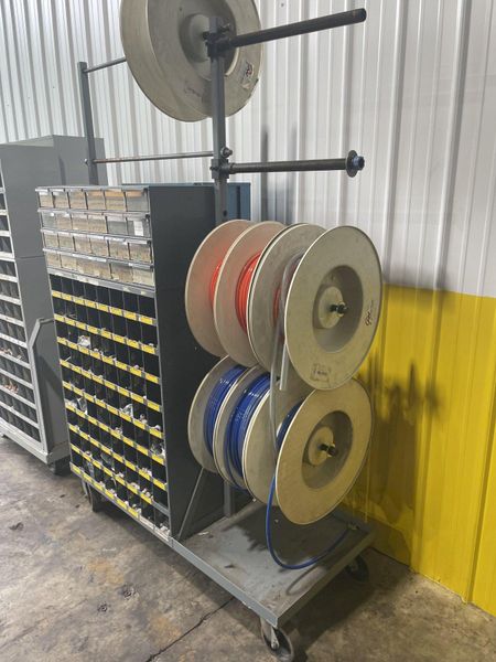 SMC MODEL #KQ2 ONE TOUCH FITTINGS FOR POLYURETHANE TUBING TOOLING & ACCESSORIES CABINETS: STOCK