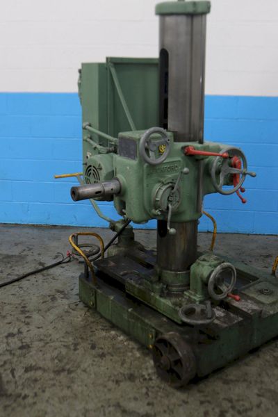 9" GIDDINGS & LEWIS PORTABLE HORIZONTAL RADIAL  DRILL: STOCK #73759