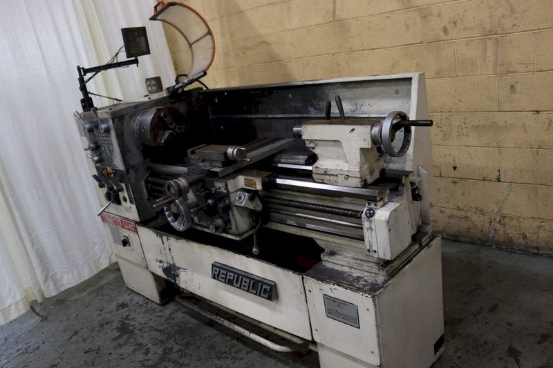 14" X 40 REPUBLIC TIMEMASTER GAP BED ENGINE LATHE:  STOCK #73232