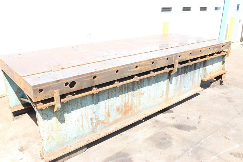 59' X 158' CAST IRON TABLE: STOCK #68409