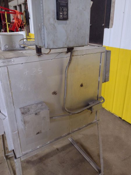 17" X 13" X 25" LINDBERG ELECTRIC FURNACE: STOCK #18853