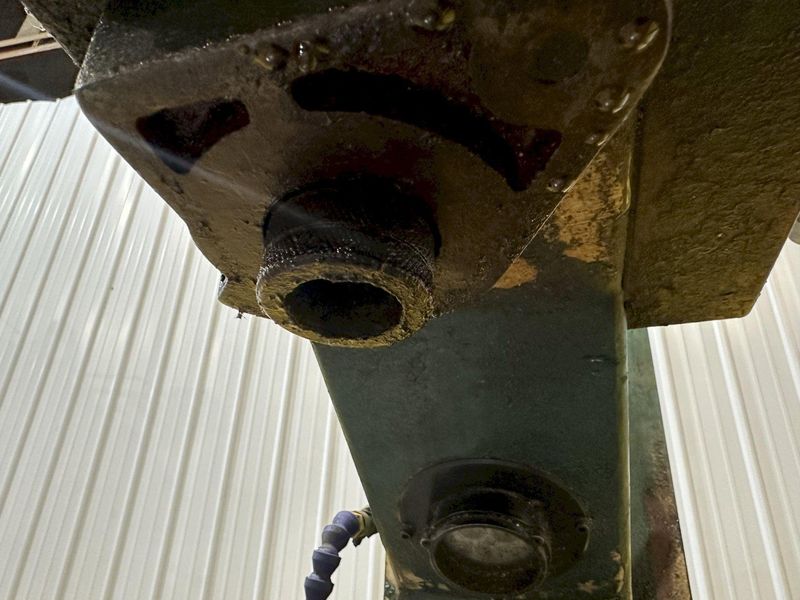 27" GRIZZLY MODEL #G0756 HEAVY DUTY DRILLING & TAPPING SINGLE SPINDLE DRILL:: STOCK 16885