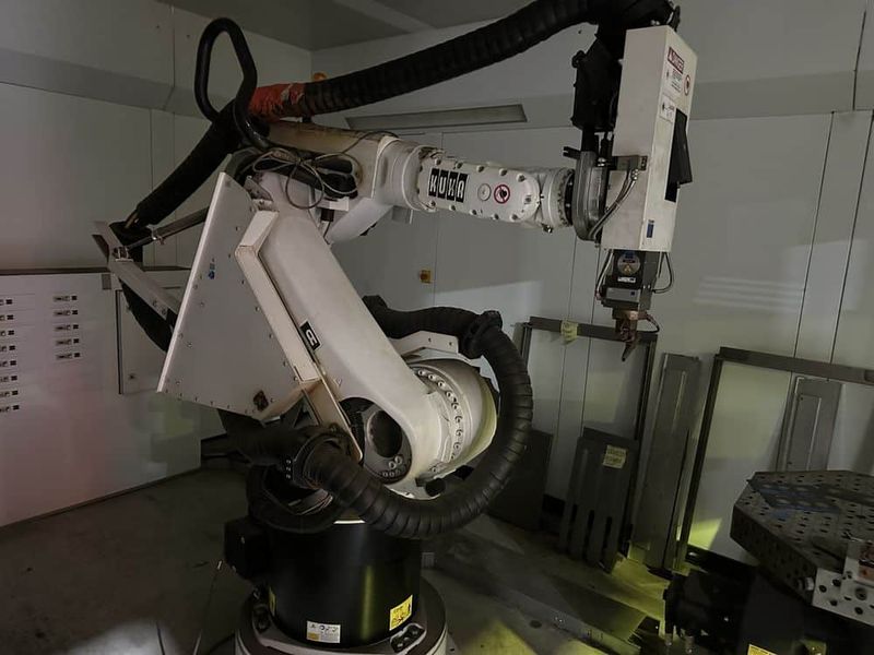Trumpf TruLaser Weld 5000 Robotic Laser Weld Cell (2018)