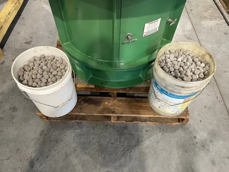 SWECO FMD-7LR  7 Cu. Ft. Vibratory Finishing Mill USA 5H.P. #6962