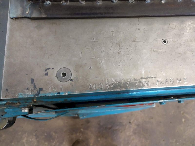 16" T-DRILL / UTE "STRAIGHT-O-MATIC"  MODEL 250 BLADE & PART CORRECTIVE STRAIGHTENER: STOCK #135