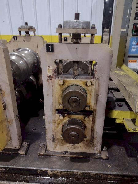 10 STAND X 2.5" X 21" KANE & ROACH MODEL #2ST-CRFM ADJUSTABLE WIDTH "C & Z PROFILE" ROLLFORMER: