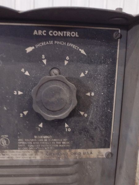 LINCOLN MODEL IDEALARC #R3S-600 WELDER POWER SUPPLY: STOCK# 23617