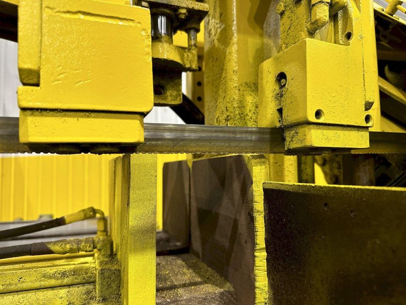 10" X 17" WF WELLS MODEL #W-10-2U AUTOMATIC HORIZONTAL DUAL POST BAND SAW: STOCK #21759