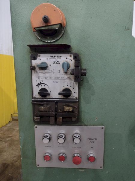 40" DAKE JOHNSON MODEL #VH-40 VERTICAL BAND SAW: STOCK #22831