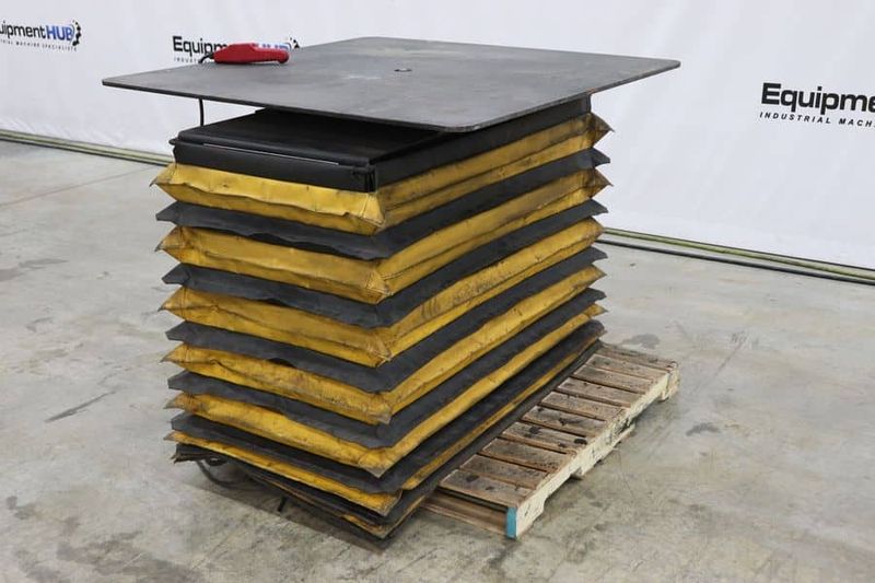 Autoquip  2500 lb. Capacity Hydraulic Lift Table