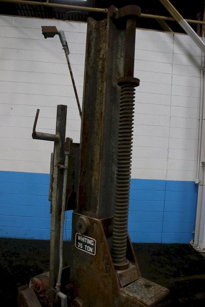 SET OF (2) 35 TON PORTABLE WHITING RAIL CAR JACK: STOCK #75655
