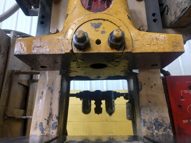 46 TON FEDERAL OBI PRESS; 2" STROKE: STOCK #14321