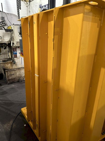 48" X 30" BRAMIDAN MODEL # B20 CARDBOARD BALER: STOCK #78021