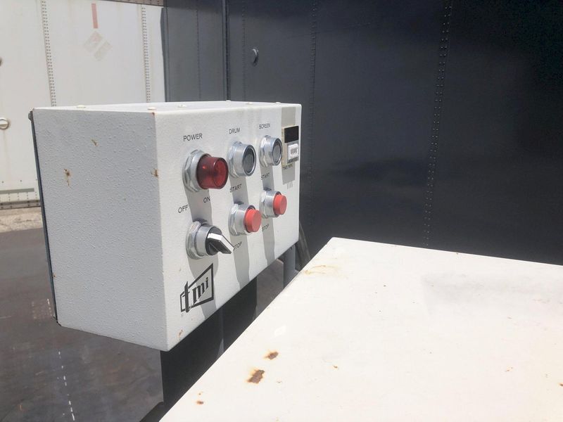 TMI DOMTAR MODEL 71-77 WOOD CHIP CLASSIFIER VARIABLE SLOT THICKNESS TESTER: STOCK #16774